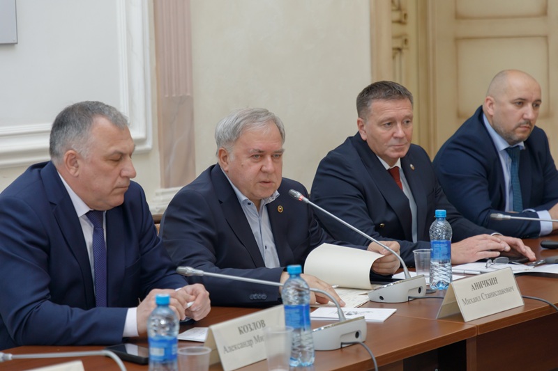 Круглый стол в Общественной палате РФ: Проблема парковки для групп быстрого реагирования ЧОО